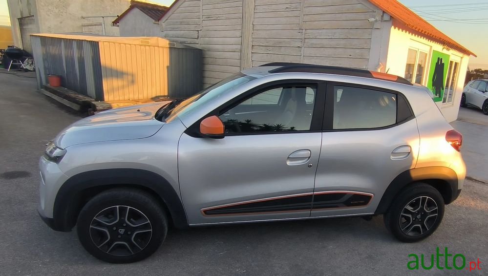 2022' Dacia Spring photo #2