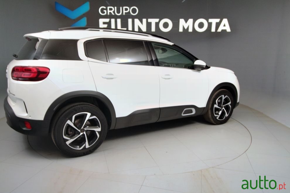 2019' Citroen C5 Aircross photo #2