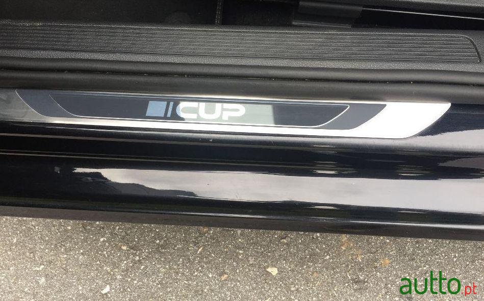 2015' Volkswagen Golf photo #3