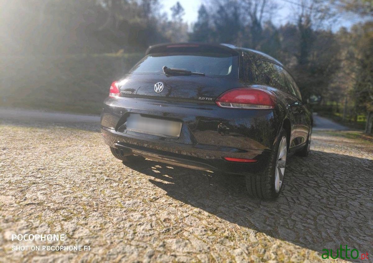 2000' Volkswagen photo #2