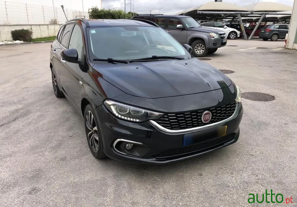 2018' Fiat Tipo Station Wagon photo #5