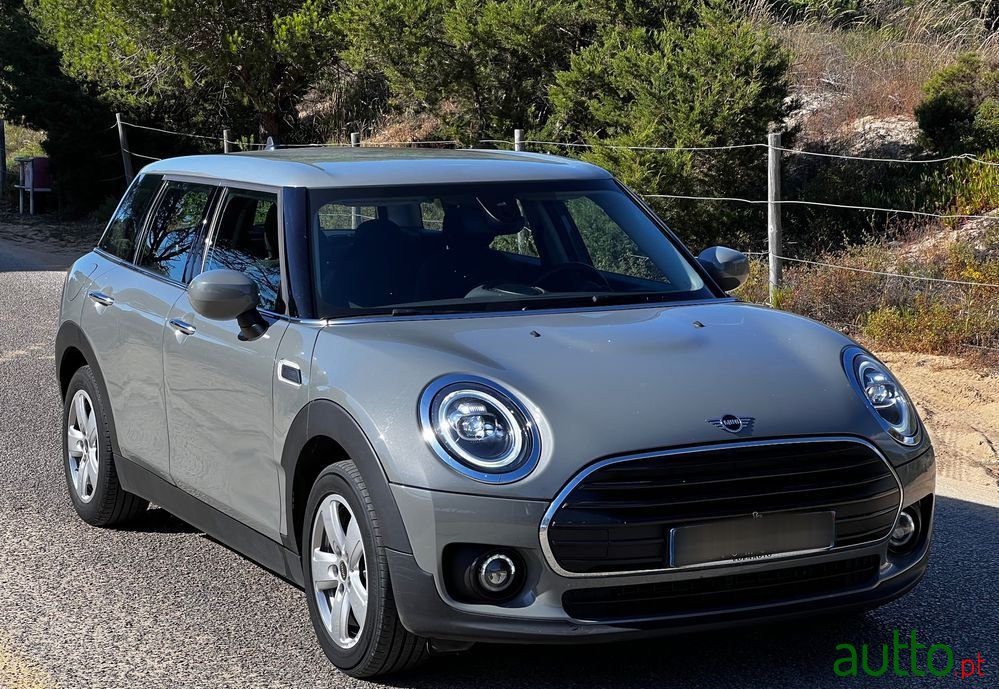 2020' MINI Clubman One D photo #2