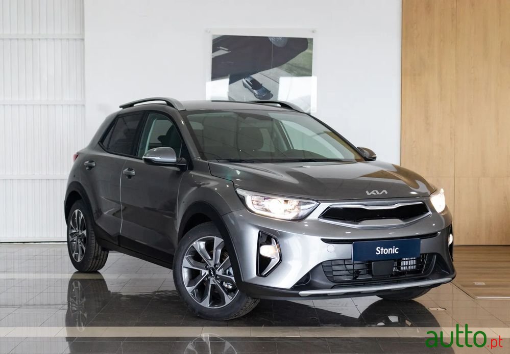 2024' Kia Stonic 1.2 Dynamic photo #1