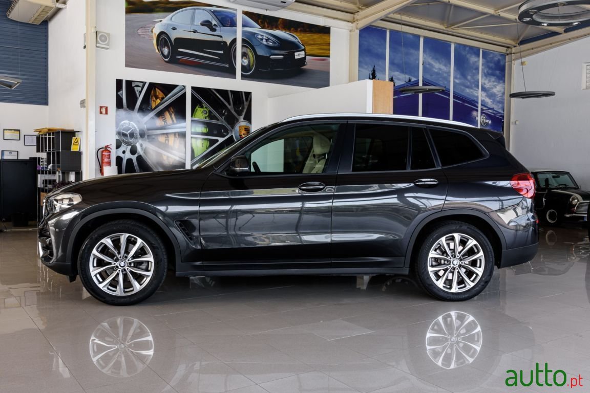 2019' BMW X3 photo #2
