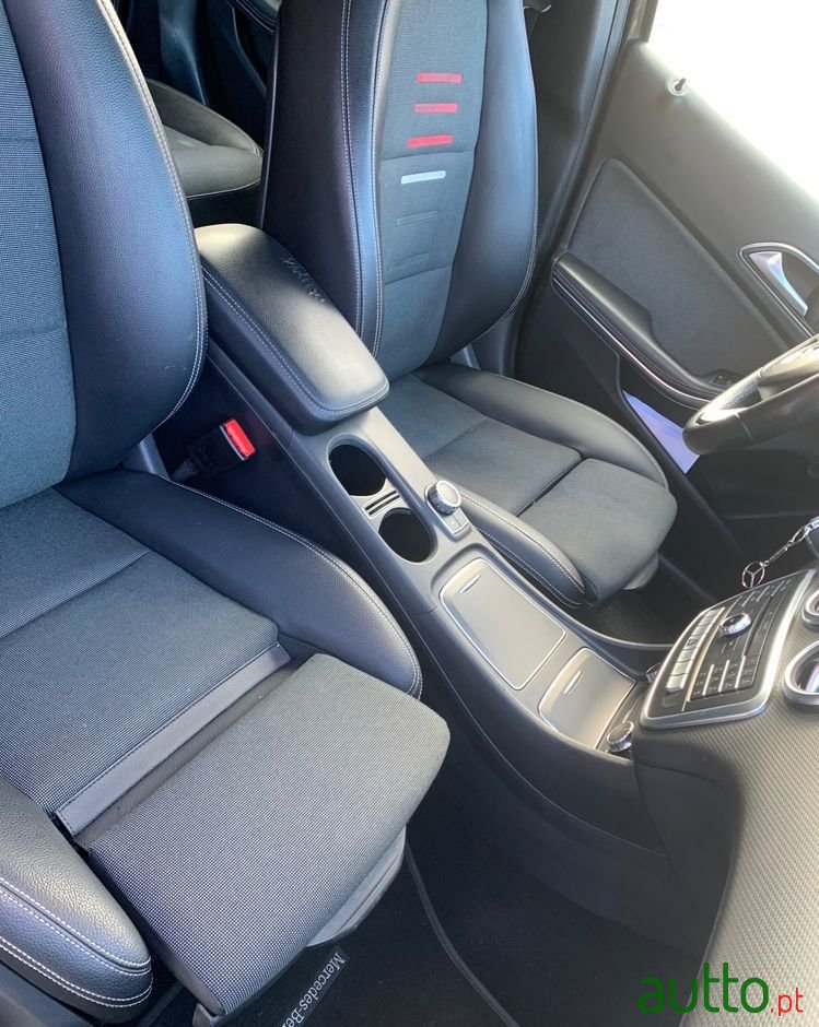 2017' Mercedes-Benz A 160 D Style Aut. photo #6