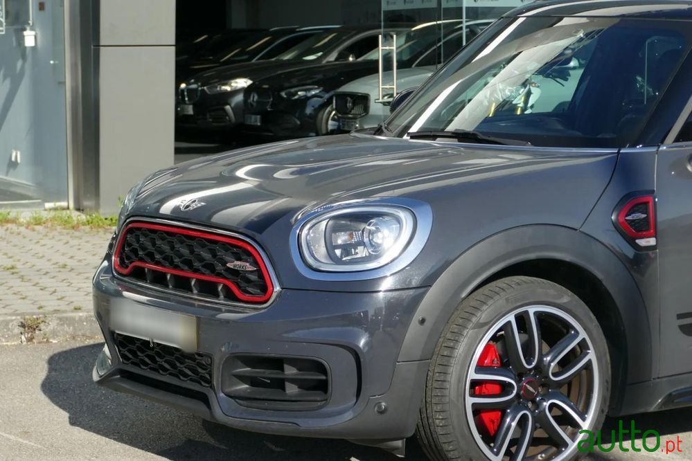 2018' MINI Countryman John Cooper Works photo #4