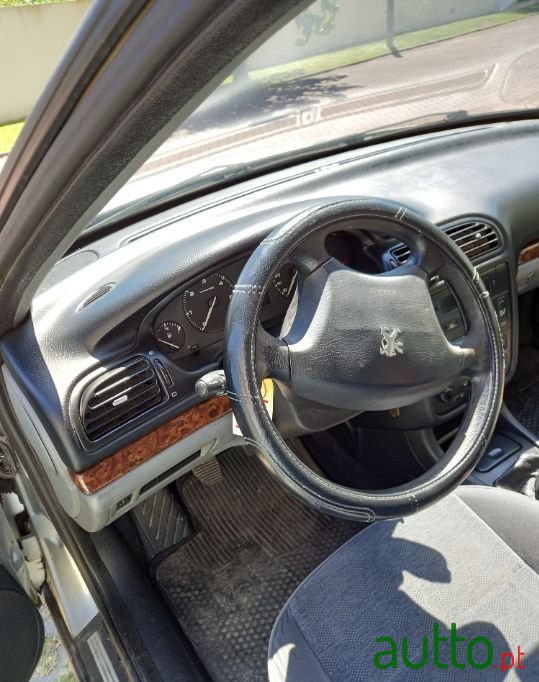 2003' Peugeot 406 Sw photo #3