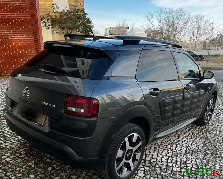 2016' Citroen C4 Cactus photo #4