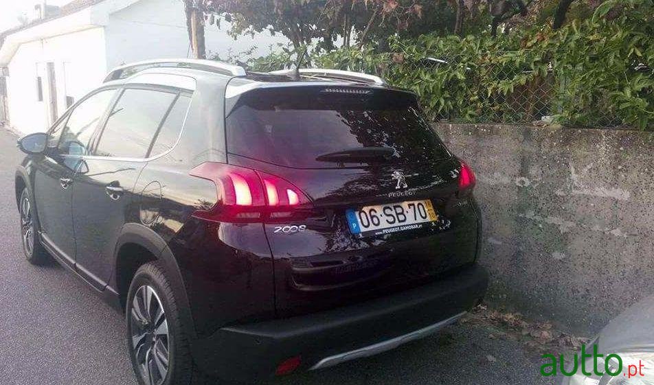 2016' Peugeot 2008 photo #1