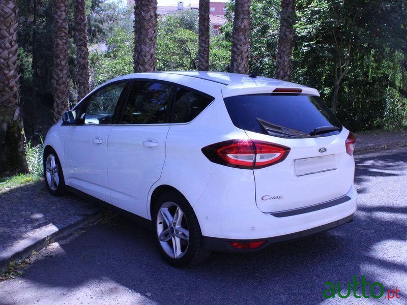 2015' Ford C-MAX photo #6