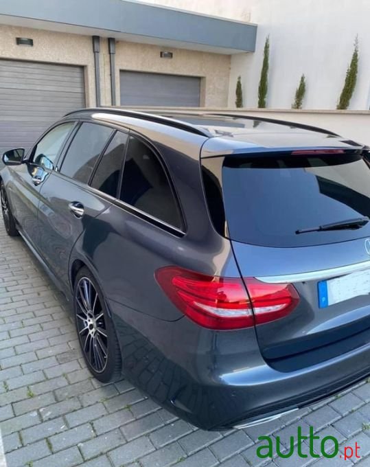 2015' Mercedes-Benz C-220 photo #2