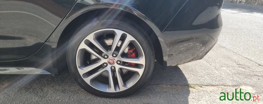 2016' Jaguar XE 3.0 V6 S/C S photo #5