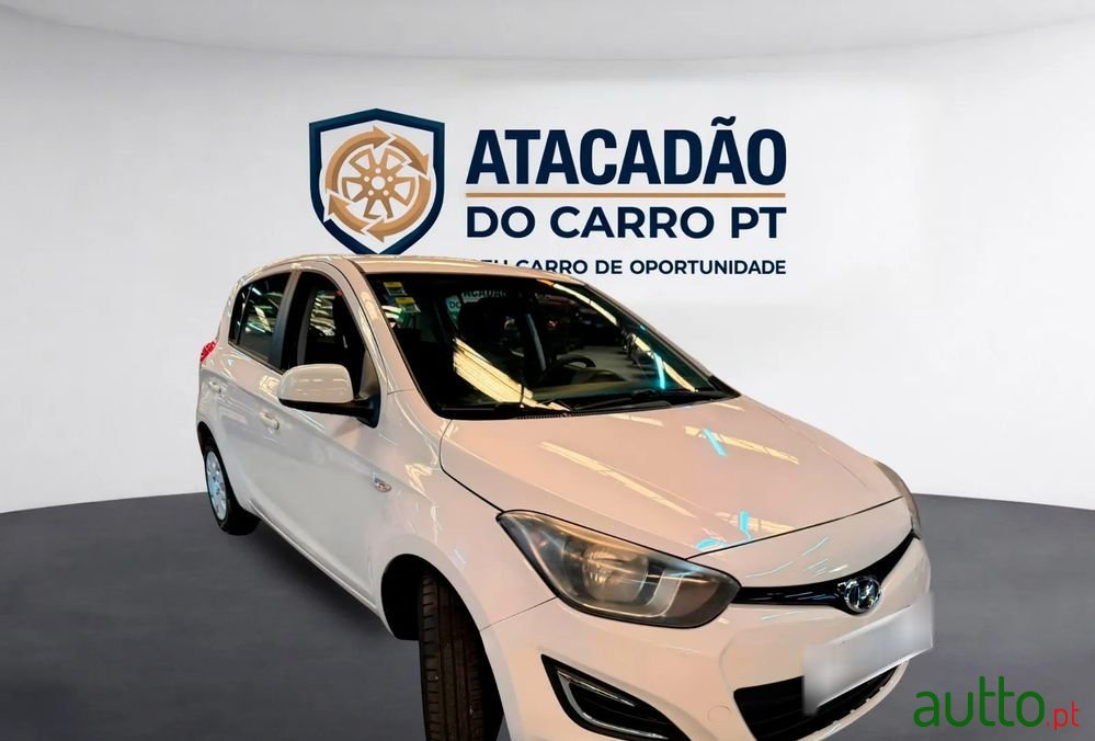 2014' Hyundai i20 1.1 Crdi photo #4