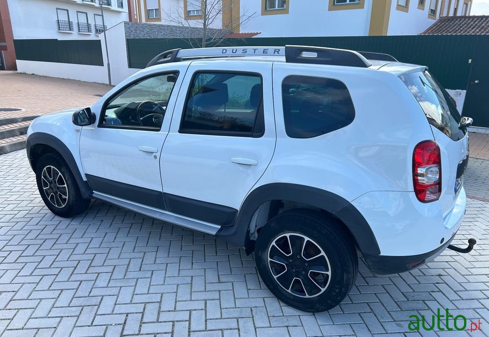 2016' Dacia Duster photo #1