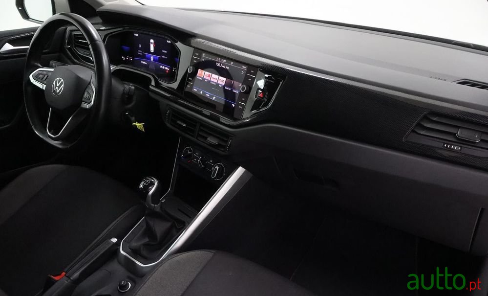 2022' Volkswagen Polo 1.0 Tsi Life photo #2