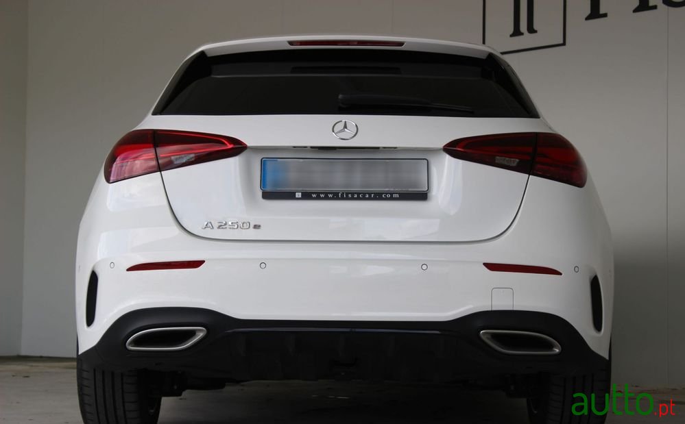 2023' Mercedes-Benz Classe A E Amg Line photo #5