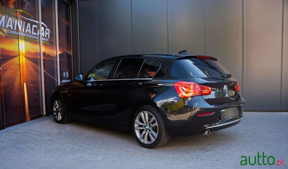 2015' BMW Série 1 D Urban Line photo #4