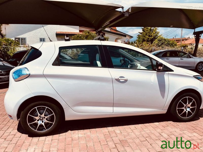 2019' Renault Zoe photo #5