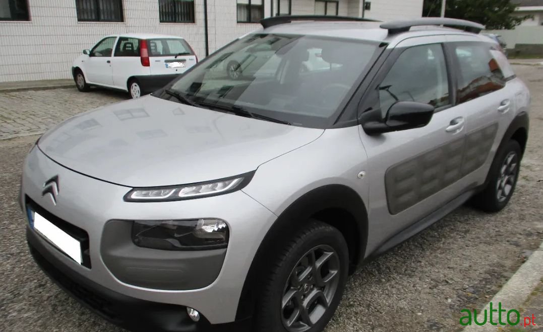 2014' Citroen C4 Cactus photo #2