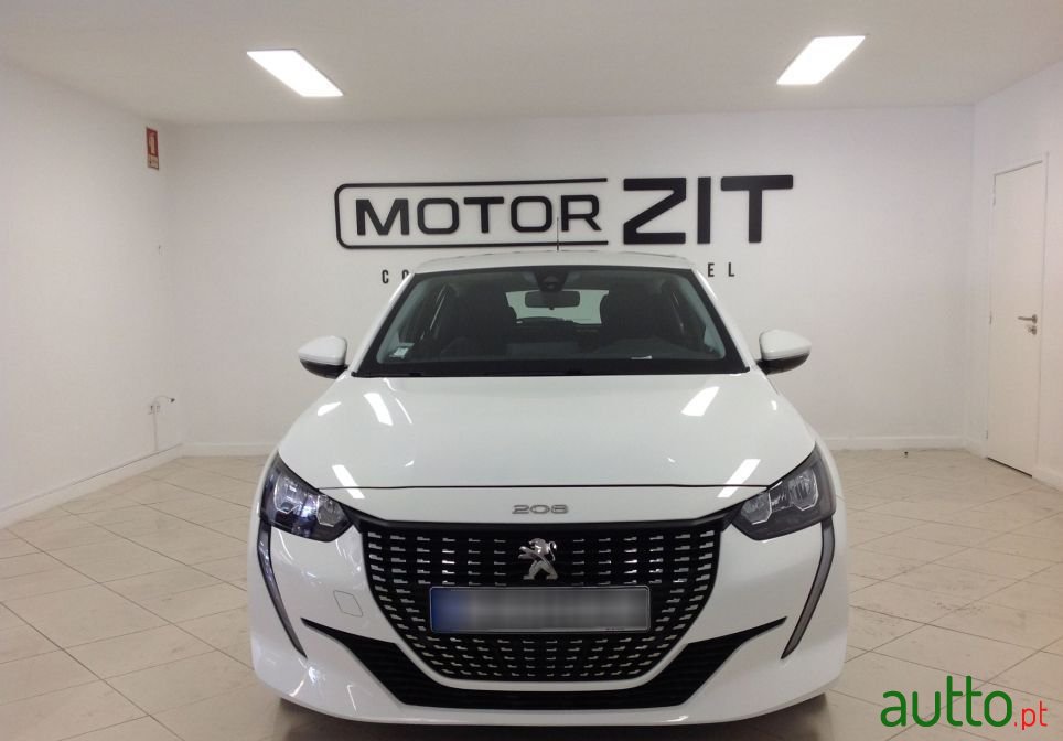 2021' Peugeot 208 photo #3