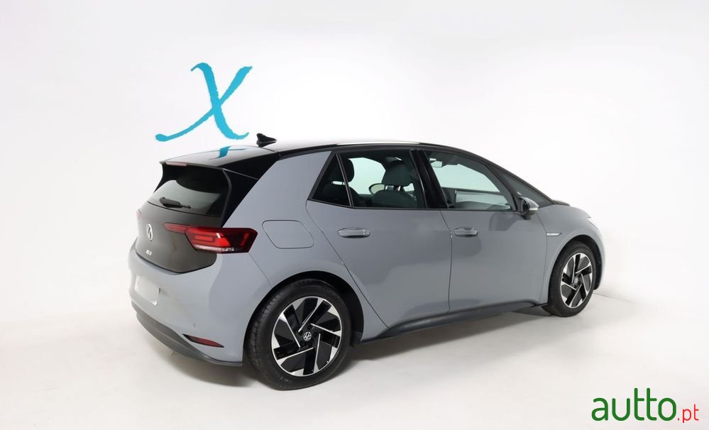 2022' Volkswagen ID.3 Pro photo #5