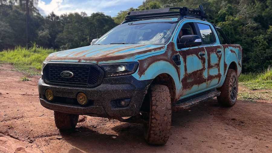 Ford Ranger Gets Rusty Makeover To Promote Off-Road Motorcycle Rally
