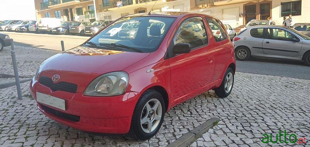 2000' Toyota Yaris photo #3