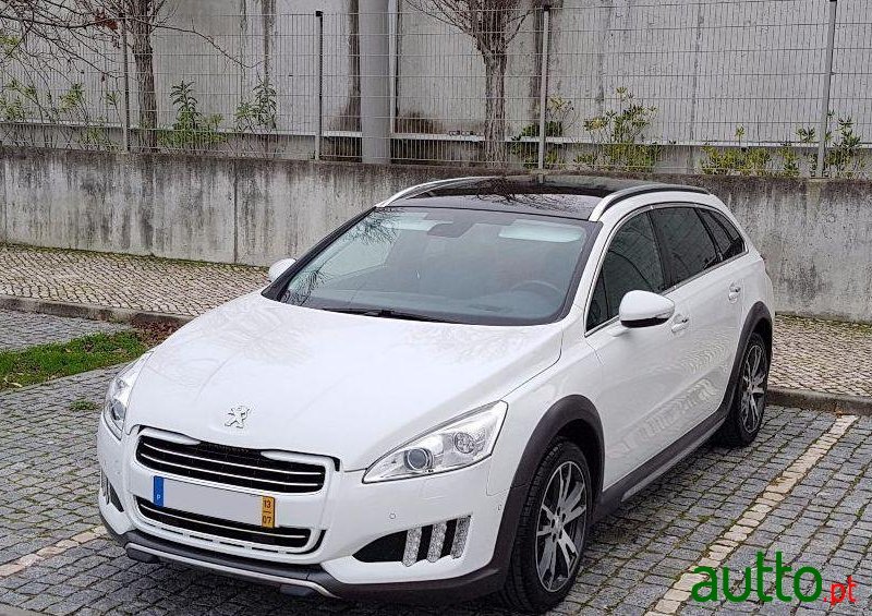2013' Peugeot 508 RXH photo #1