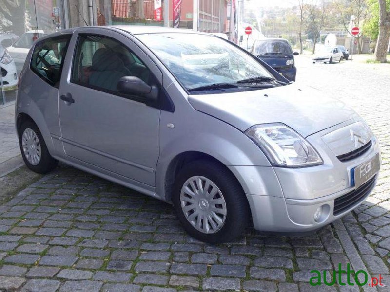 2005' Citroen C2 1.1 photo #1