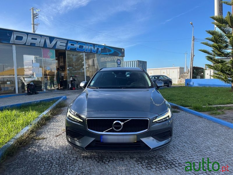 2018' Volvo V60 photo #3