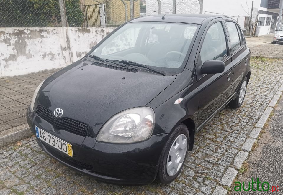 2003' Toyota Yaris photo #1