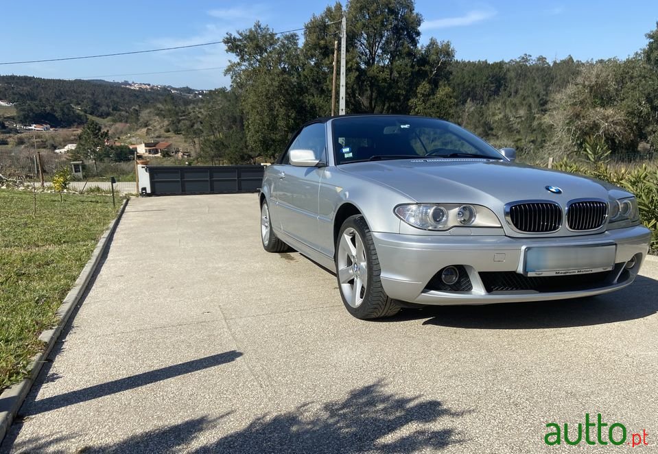 2006' BMW 318 photo #1