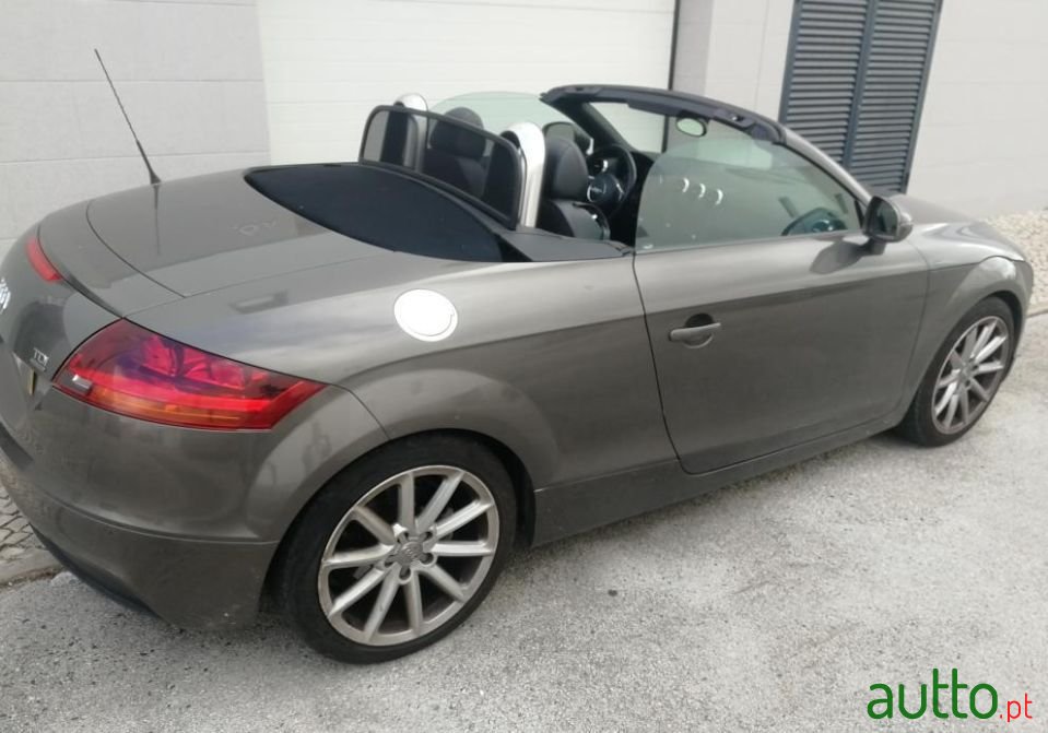 2011' Audi TT photo #4