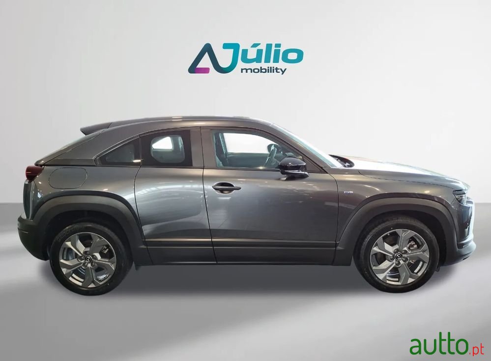 2024' Mazda MX-30 photo #2