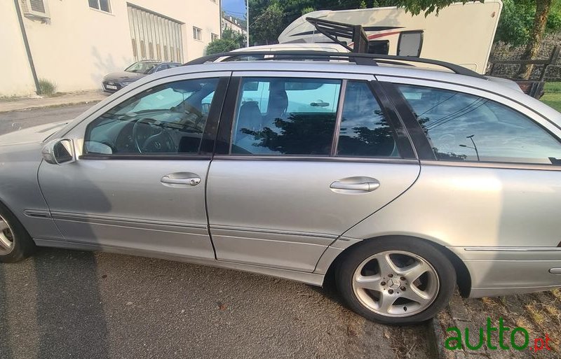 2001' Mercedes-Benz C 220 Cdi Avantgarde photo #4