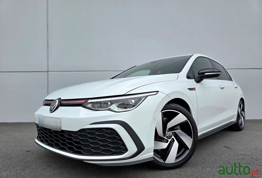 2021' Volkswagen Golf 2.0 Tsi Gti Dsg photo #2