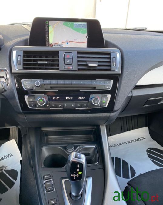 2015' BMW 120 photo #6