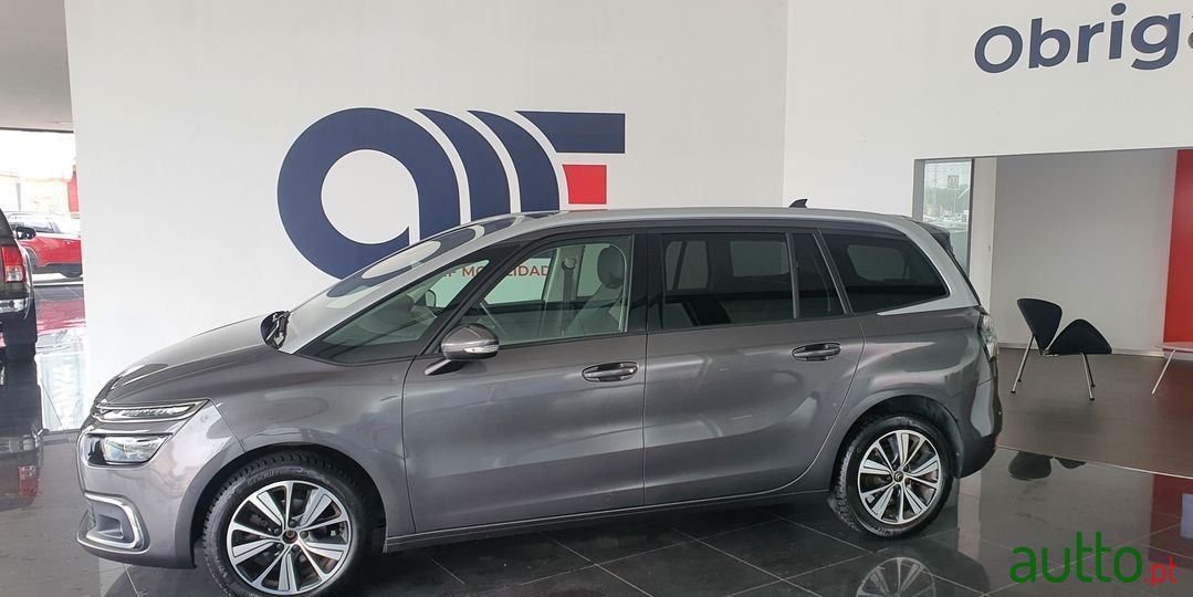 2018' Citroen C4 Grand Picasso photo #4