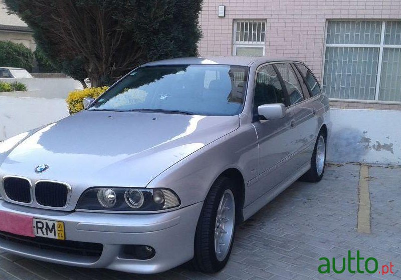 2001' BMW 525 Touring photo #2