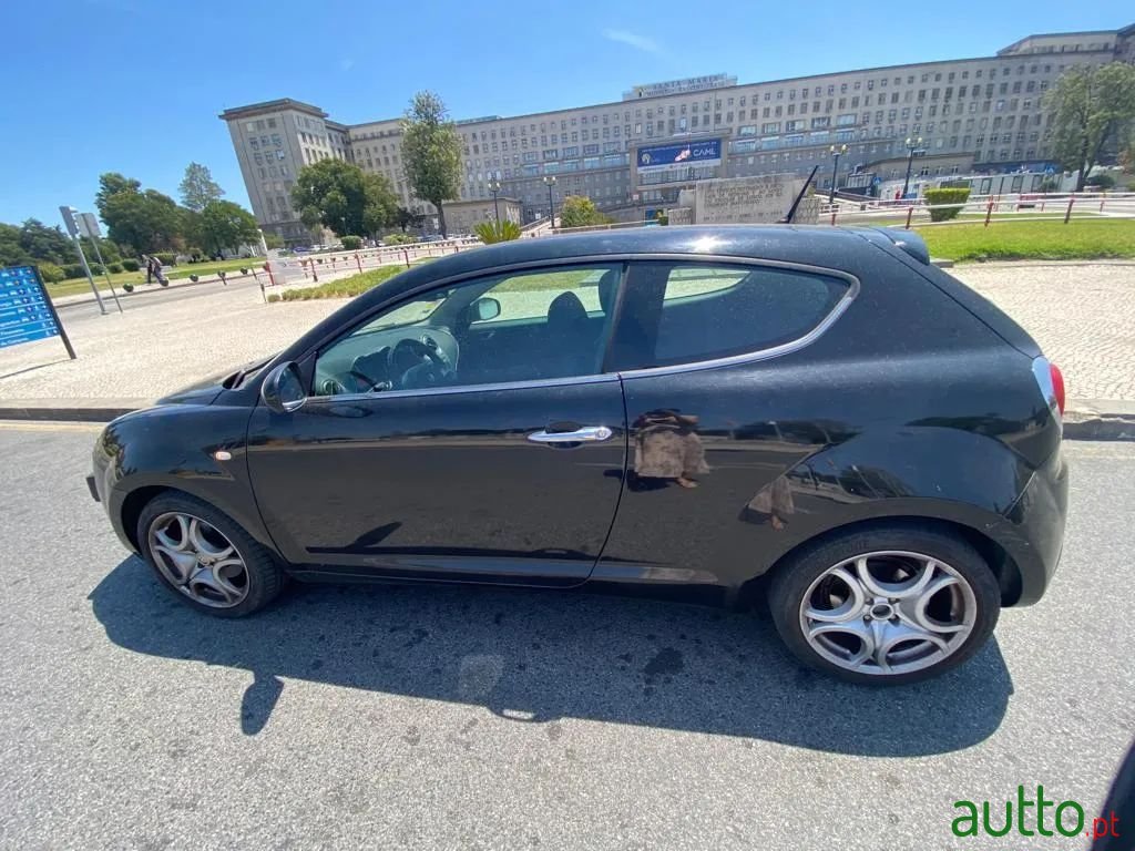 2009' Alfa Romeo MiTo photo #2