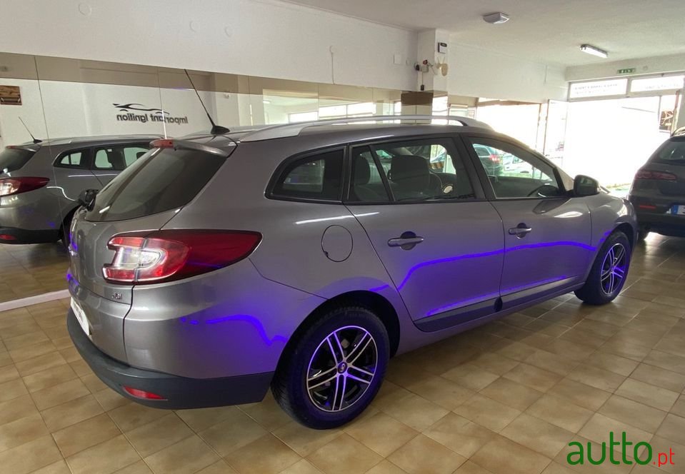 2013' Renault Megane Sport Tourer photo #4