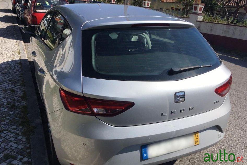 2014' SEAT Leon photo #1