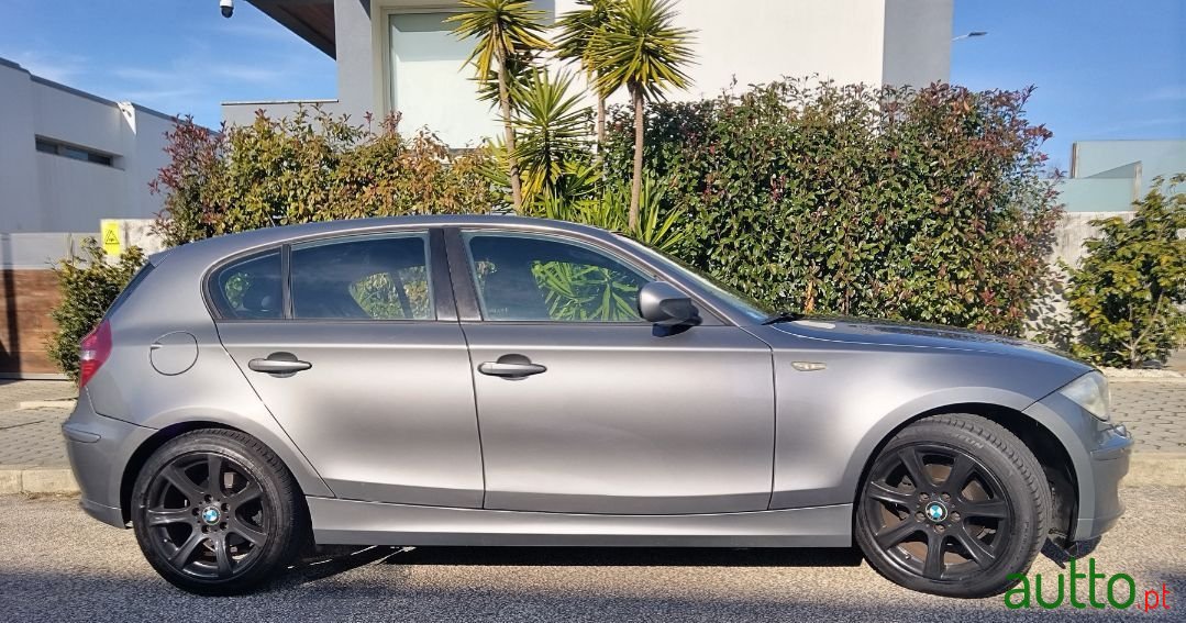 2011' BMW 116 photo #4