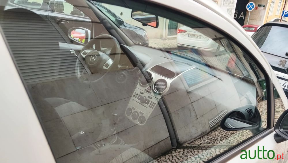 2009' Opel Corsa photo #3