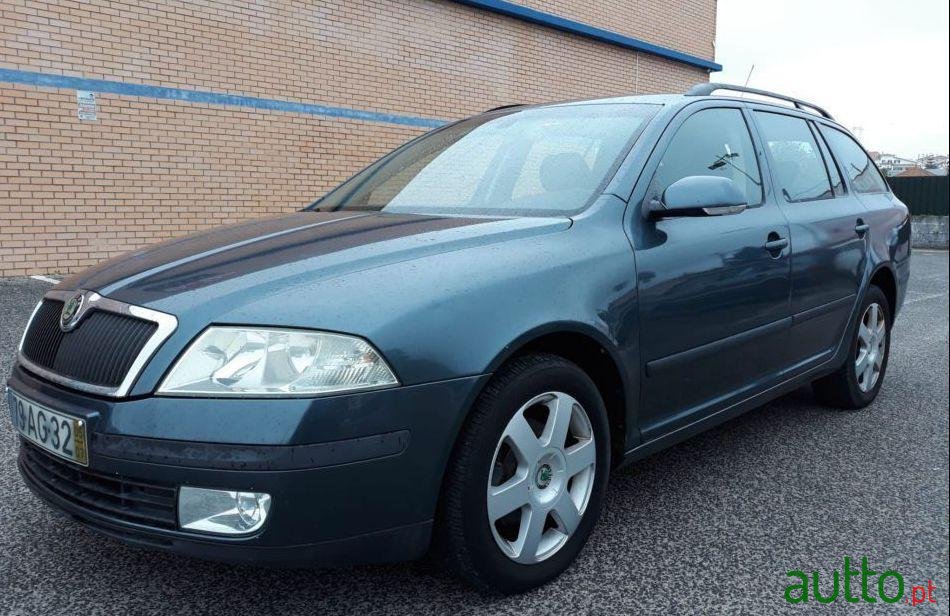 2005' Skoda Octavia Break photo #3