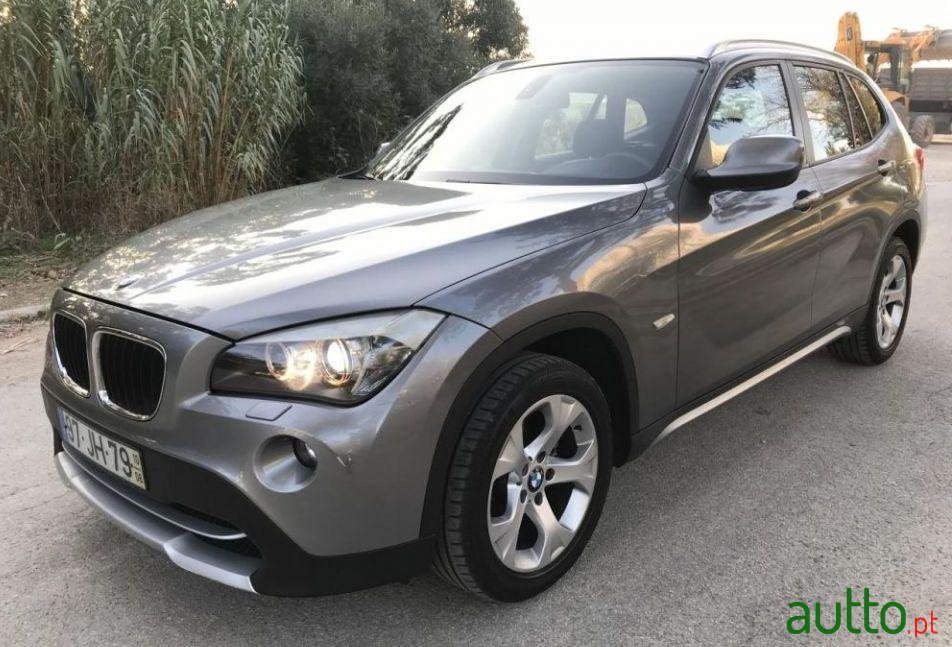 2010' BMW X1 18 D Sdrive photo #2