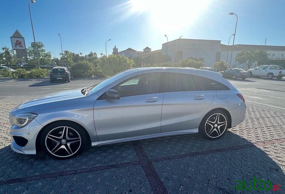 2016' Mercedes-Benz Cla-220 photo #3