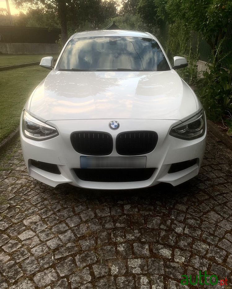 2013' BMW 118 D Pack M photo #1