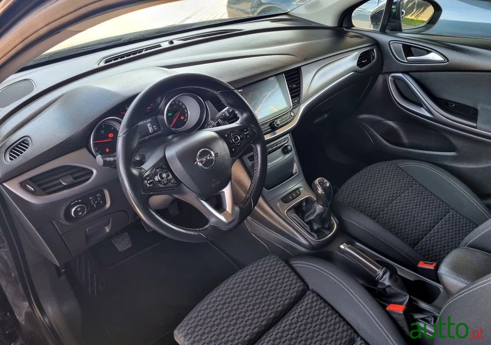 2016' Opel Astra Sports Tourer photo #4