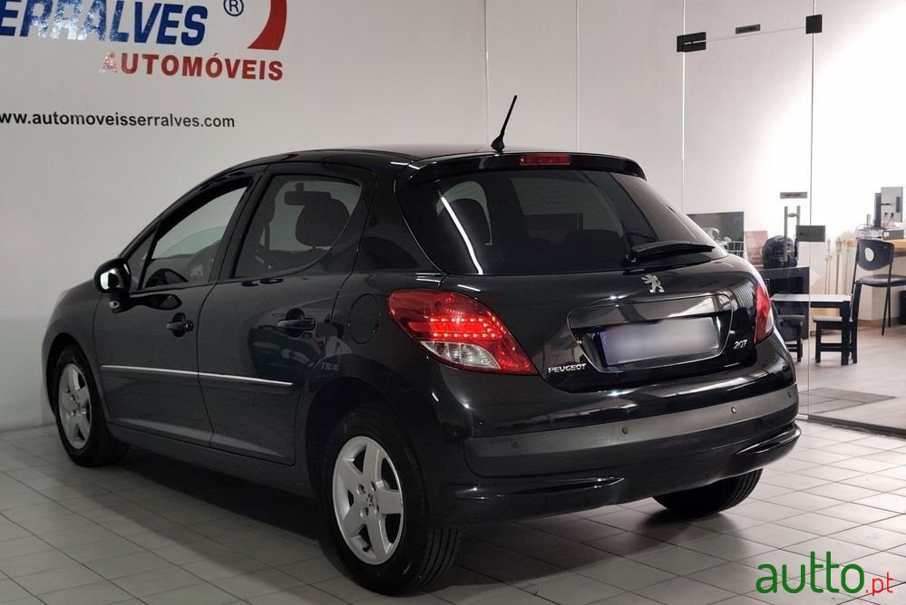 2011' Peugeot 207 1.4 16V Active photo #5